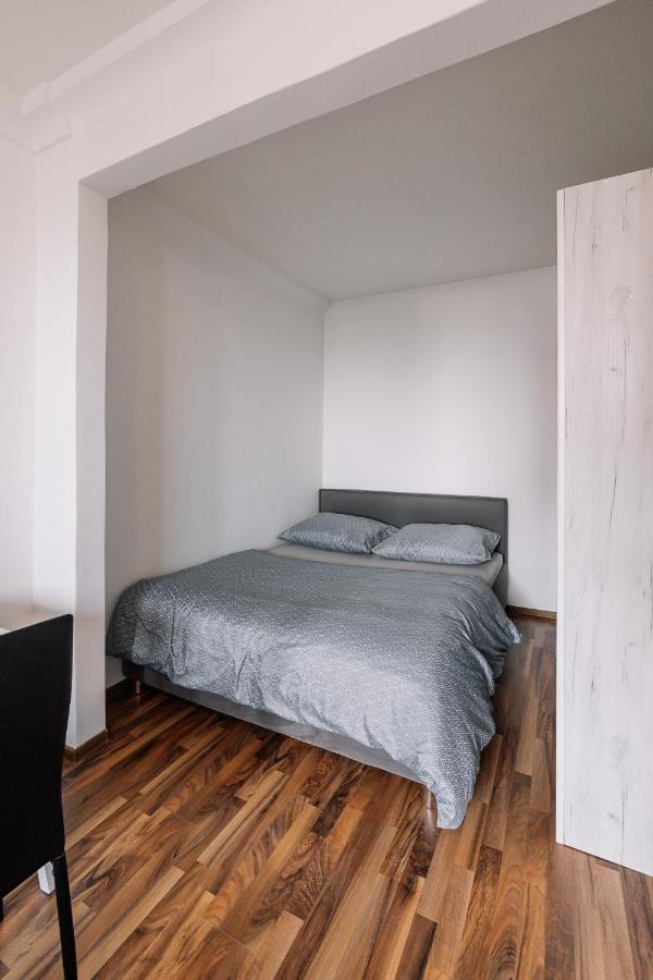 Cozy Apartment In Ruzinov ブラチスラヴァ エクステリア 写真